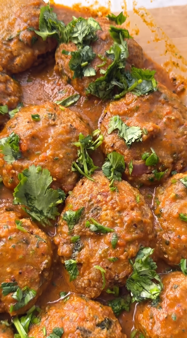 Present the golden, aromatic tuna fish
cakes fried to deep perfection, evoking nostalgic family memories, looking like a million
bucks with zero effort.