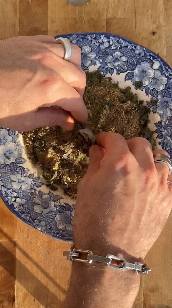 Gently peel the asparagus, blanch in boiling water for
about 8 minutes until tender-crisp, transfer immediately to ice water to stop cooking, and
drain well.