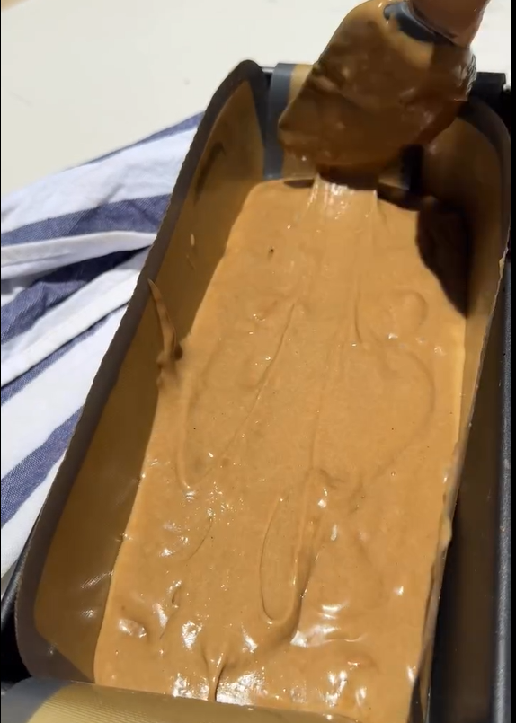  In a medium bowl, whisk the eggs thoroughly. Add the raw tahini, honey (or silan), baking powder, and salt. Whisk vigorously for 1–2 minutes until a smooth, uniform batter forms.