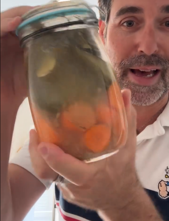 Heat 1 cup water, 1 cup vinegar, coarse salt, and sugar in a small pot until salt dissolves.