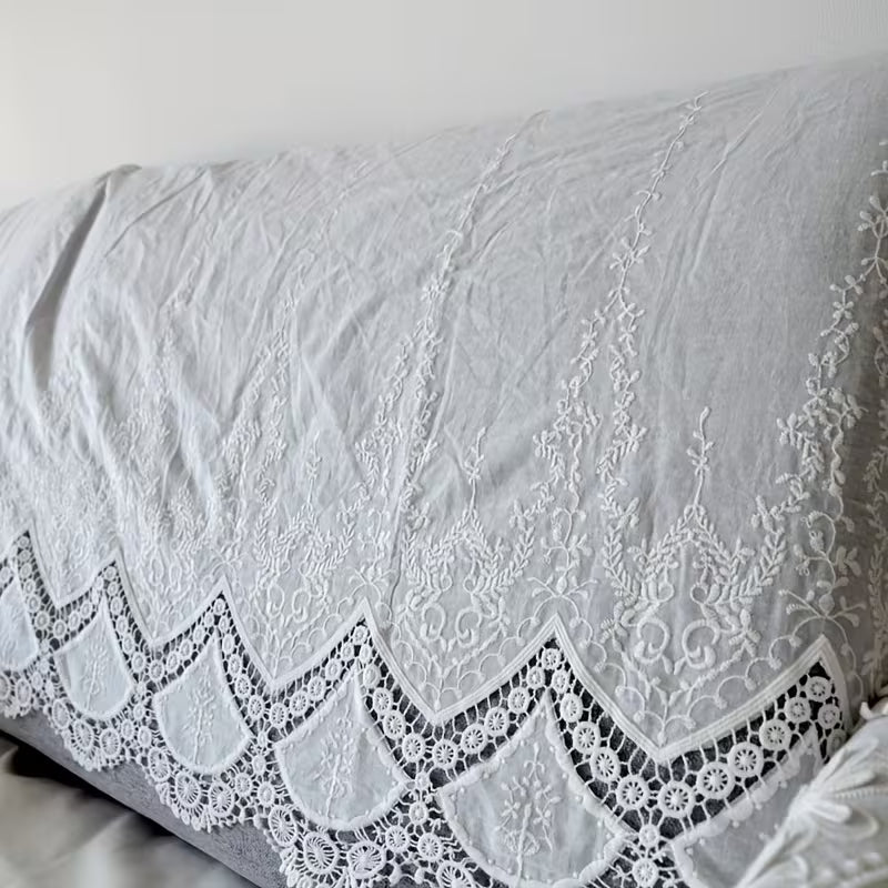 1pc White Lace Cotton Tablecloth – Farmhouse Elegant Table Cover