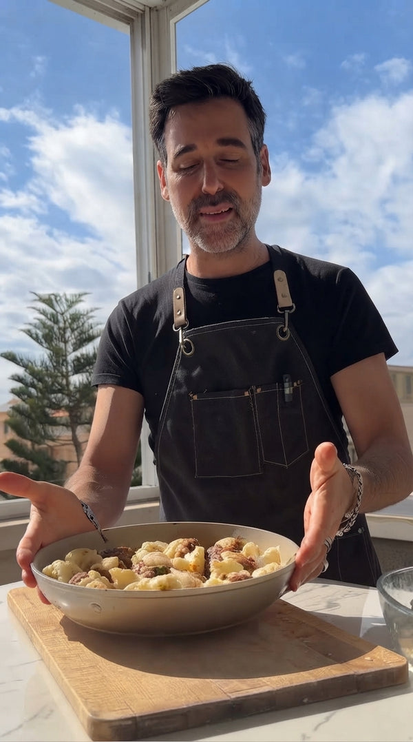 Pour sauce over meatballs. Cover and simmer on low heat (or bake in the
oven) for 35–40 minutes until meat is tender and sauce becomes thick and glossy.
Squeeze fresh lemon juice over top and garnish with cilantro before serving.