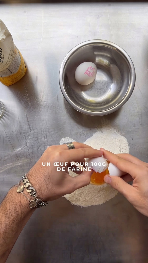 Combine flour, eggs, olive oil, and salt. Knead by hand or in a food processor until smooth and elastic. Wrap in plastic film and refrigerate for at leas  30 minutes.